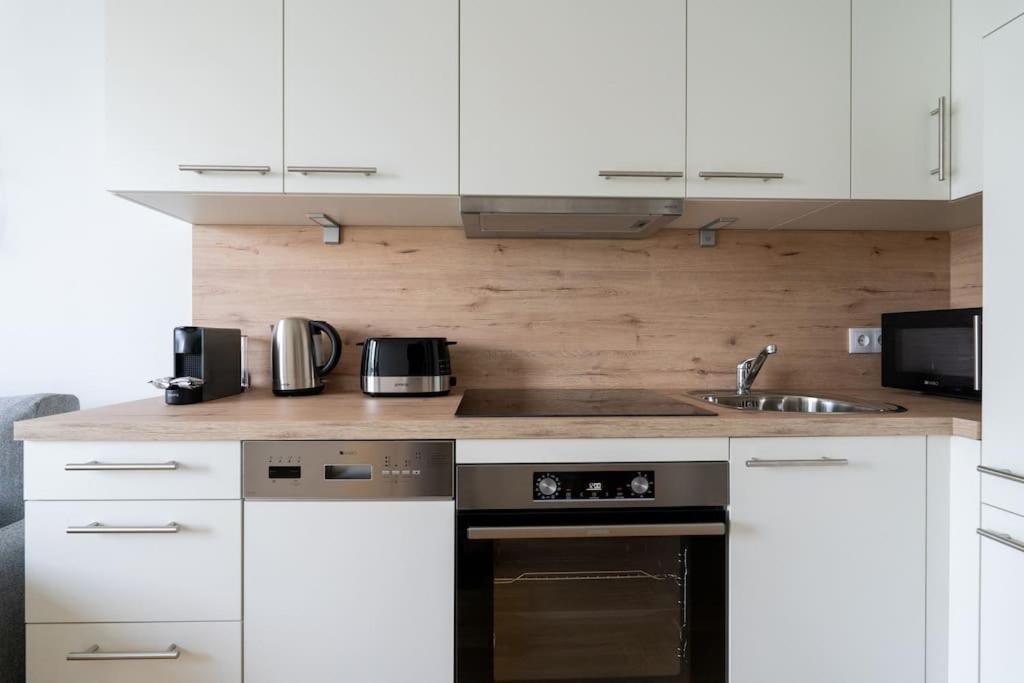 Quiet 1br Oasis, Fast Path By Hm Apartamento *