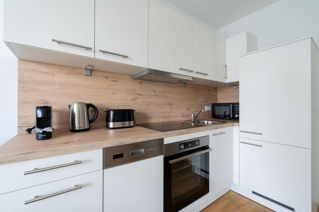 Quiet 1br Oasis, Fast Path By Hm Apartment *